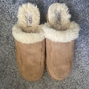 UGG Australia leather/suede studded sheepskin wedge wooden heel clogs